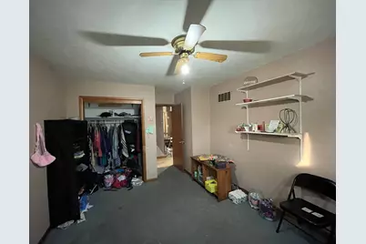 1245 W Violet Street, Freeport, IL 61032 - Photo 8