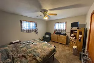 1245 W Violet St, Freeport, IL 61032 - Photo 6