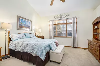 8856 Patrick Court, Woodridge, IL 60517 - Photo 12