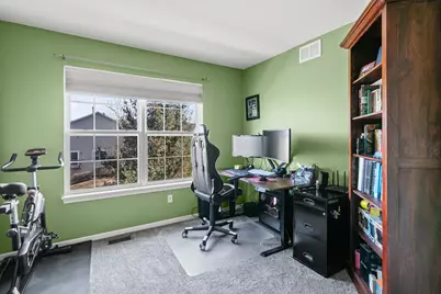 34314 N Barberry Road, Round Lake Beach, IL 60073 - Photo 14