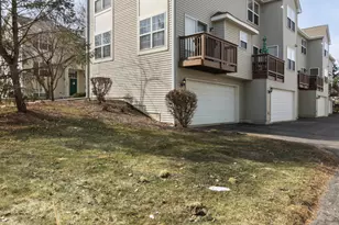 34314 N Barberry Rd, Round Lake Beach, IL 60073 - Photo 18