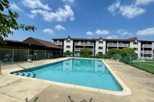 239 Gregory St, Aurora, IL 60504 - Photo 14