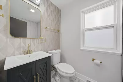 3415 N Kenton Avenue, Chicago, IL 60641 - Photo 10