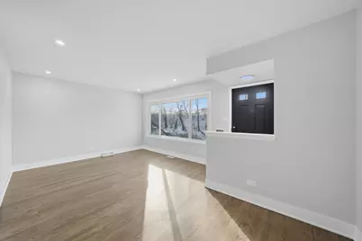 3415 N Kenton Avenue, Chicago, IL 60641 - Photo 16