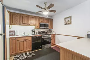 435 S Cleveland Ave, Arlington Heights, IL 60005 - Photo 2