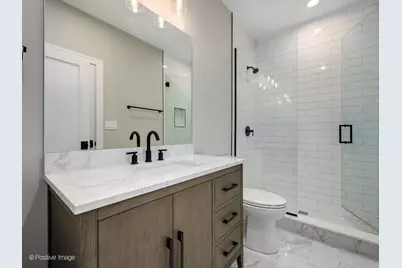 4507 N Bernard Street, Chicago, IL 60625 - Photo 32