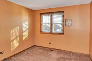 618 Mendota Ln, Romeoville, IL 60446 - Photo 18