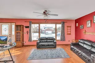 618 Mendota Ln, Romeoville, IL 60446 - Photo 2