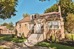 9156 S Colfax Ave, Chicago, IL 60617 - Photo 1