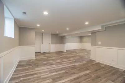 9156 S Colfax Avenue, Chicago, IL 60617 - Photo 18