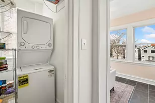 2530 W Winnemac Ave, Chicago, IL 60625 - Photo 26