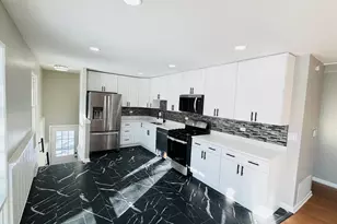 222 St Marys Pkwy, Buffalo Grove, IL 60089 - Photo 8