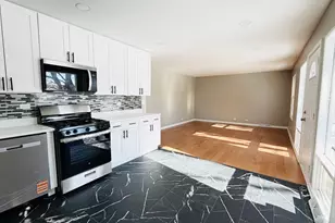 222 St Marys Pkwy, Buffalo Grove, IL 60089 - Photo 8