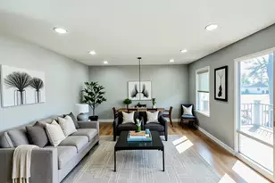 222 St Marys Pkwy, Buffalo Grove, IL 60089 - Photo 2