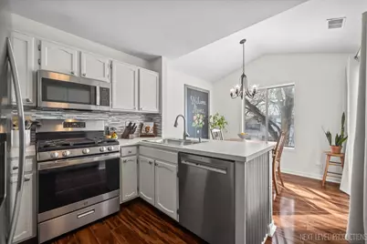 96 Midhurst Court #201D, Naperville, IL 60565 - Photo 8