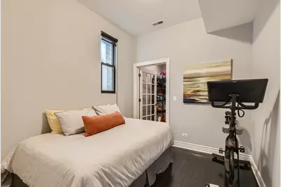 3258 N Racine Avenue #2, Chicago, IL 60657 - Photo 12