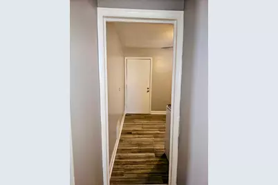 7630 S Jeffery Boulevard #2, Chicago, IL 60649 - Photo 8