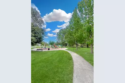 306 Lasalle Street, Vernon Hills, IL 60061 - Photo 30