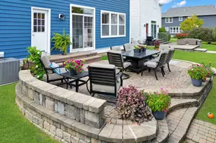 306 Lasalle St, Vernon Hills, IL 60061 - Photo 2