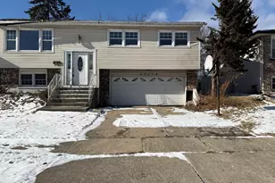 20048 Monterey Ave, Lynwood, IL 60411 - Photo 1