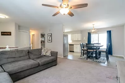 36719 N Lawrence Drive, Lake Villa, IL 60046 - Photo 8