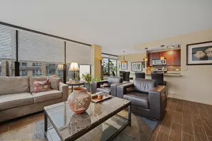 5445 N Sheridan Rd, Chicago, IL 60640 - Photo 8