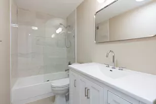 30 E Huron St, Chicago, IL 60611 - Photo 10