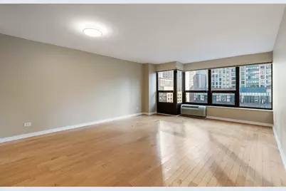 30 E Huron Street #2010, Chicago, IL 60611 - Photo 8