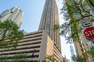 30 E Huron St, Chicago, IL 60611 - Photo 1