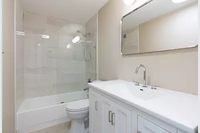 30 E Huron Street #2010, Chicago, IL 60611 - Photo 14