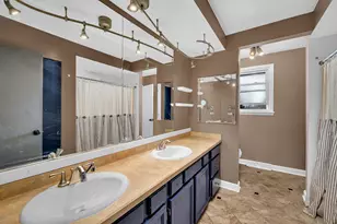 15601 Ridgeland Ave, Oak Forest, IL 60452 - Photo 20