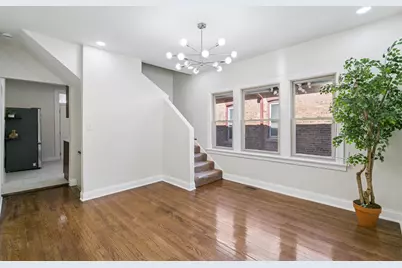 7944 S Blackstone Avenue, Chicago, IL 60619 - Photo 4