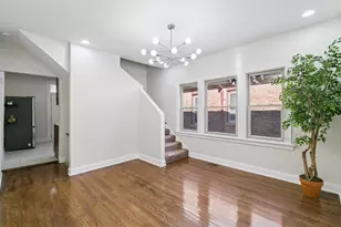 7944 S Blackstone Ave, Chicago, IL 60619 - Photo 4