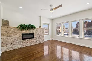 7944 S Blackstone Ave, Chicago, IL 60619 - Photo 2