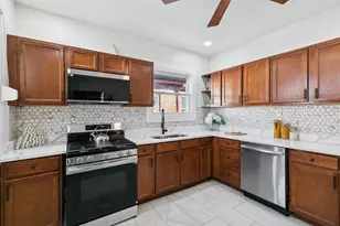 7944 S Blackstone Ave, Chicago, IL 60619 - Photo 12