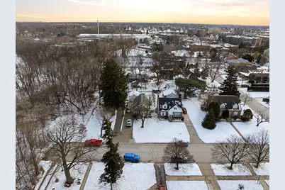 6909 W Niles Terrace, Niles, IL 60714 - Photo 4