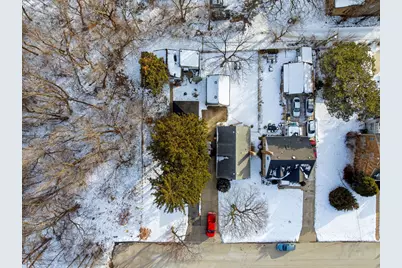 6909 W Niles Terrace, Niles, IL 60714 - Photo 10