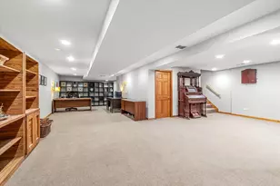 1211 Conan Doyle Rd, Naperville, IL 60564 - Photo 26