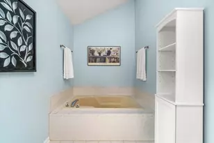 1211 Conan Doyle Rd, Naperville, IL 60564 - Photo 18