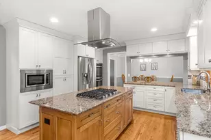 1211 Conan Doyle Rd, Naperville, IL 60564 - Photo 2