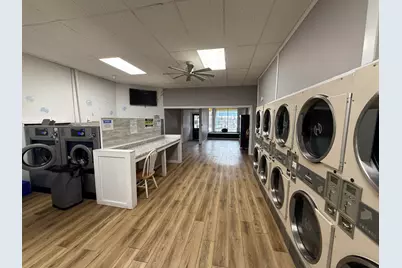 10106 S Ewing Avenue, Chicago, IL 60617 - Photo 2