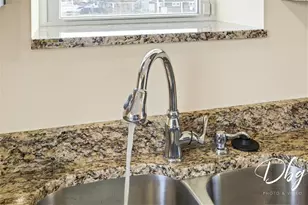 233 W Hawthorne Dr, Round Lake Beach, IL 60073 - Photo 12