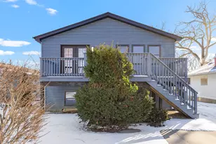 1023 Barberry Ln, Round Lake Beach, IL 60073 - Photo 2