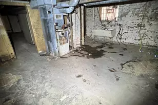 7835 S Rhodes Ave, Chicago, IL 60619 - Photo 14