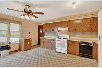 1141 Stewart Avenue, Calumet City, IL 60409 - Photo 6