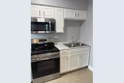 7363 S South Shore Drive #201, Chicago, IL 60649 - Photo 4