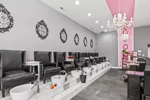 8204 S Stony Island Ave, Chicago, IL 60617 - Photo 22