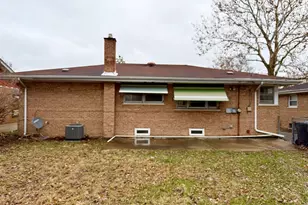 16428 Greenwood Ave, South Holland, IL 60473 - Photo 4