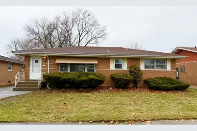 16428 Greenwood Avenue, South Holland, IL 60473 - Photo 2