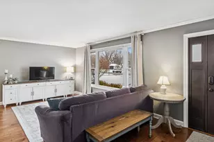 5S715 Park Meadow Dr, Naperville, IL 60540 - Photo 4